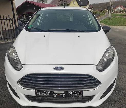 ford fiesta brzozów Ford Fiesta cena 32500 przebieg: 134000, rok produkcji 2015 z Brzozów